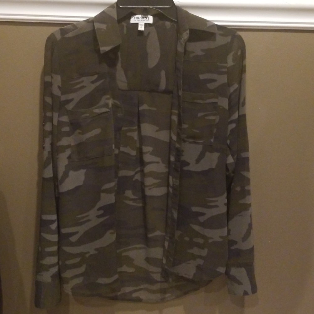 Express Camo Portofino Top